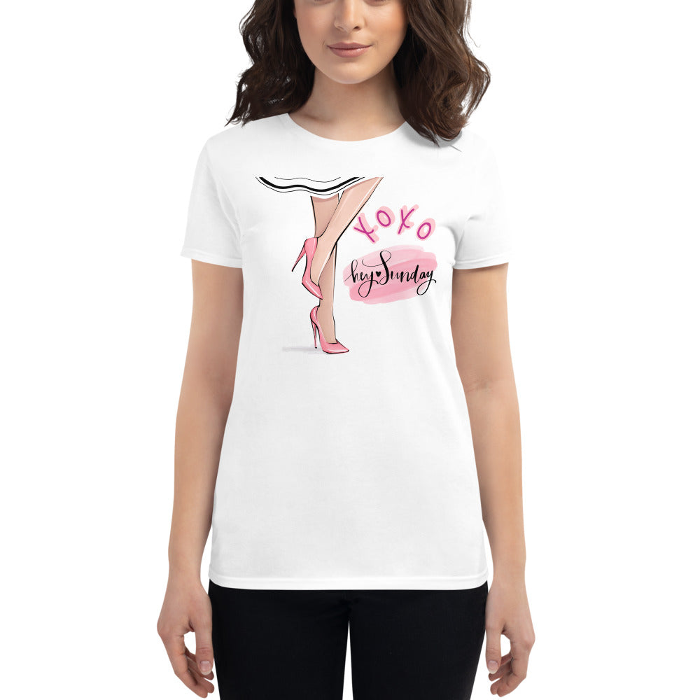 HEY SUNDAY HEELS Women's Short Sleeve T-shirt